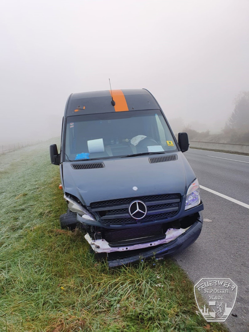 2020 11 08 Fahrzeugbergung A1 Ri. Slzbg. km 45  3 
