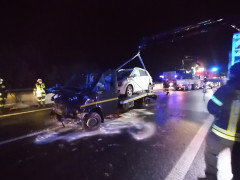 2020 11 21 Umgest  rzter Transporter nach VU  2 