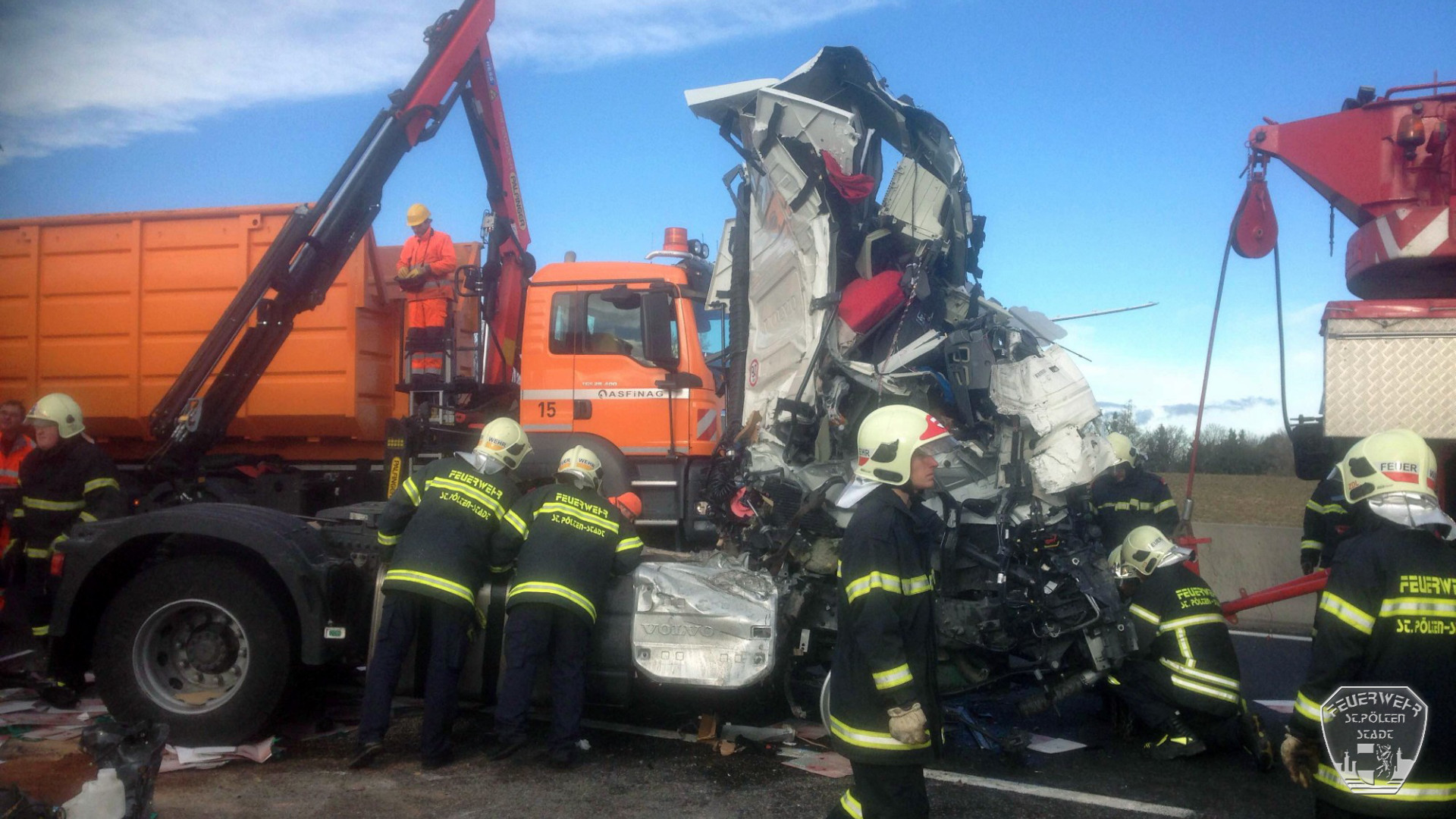 2016 01 12 VU eingeklemmte Person A1 10 2016 01 12 VU eingeklemmte Person A1 10