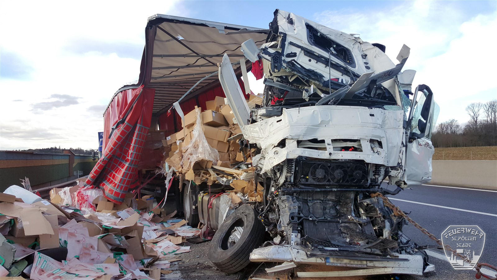 2016 01 12 VU eingeklemmte Person A1 11 2016 01 12 VU eingeklemmte Person A1 11