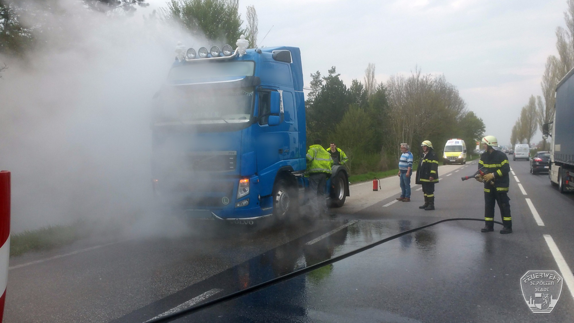 2016 04 13 LKW Brand  1 