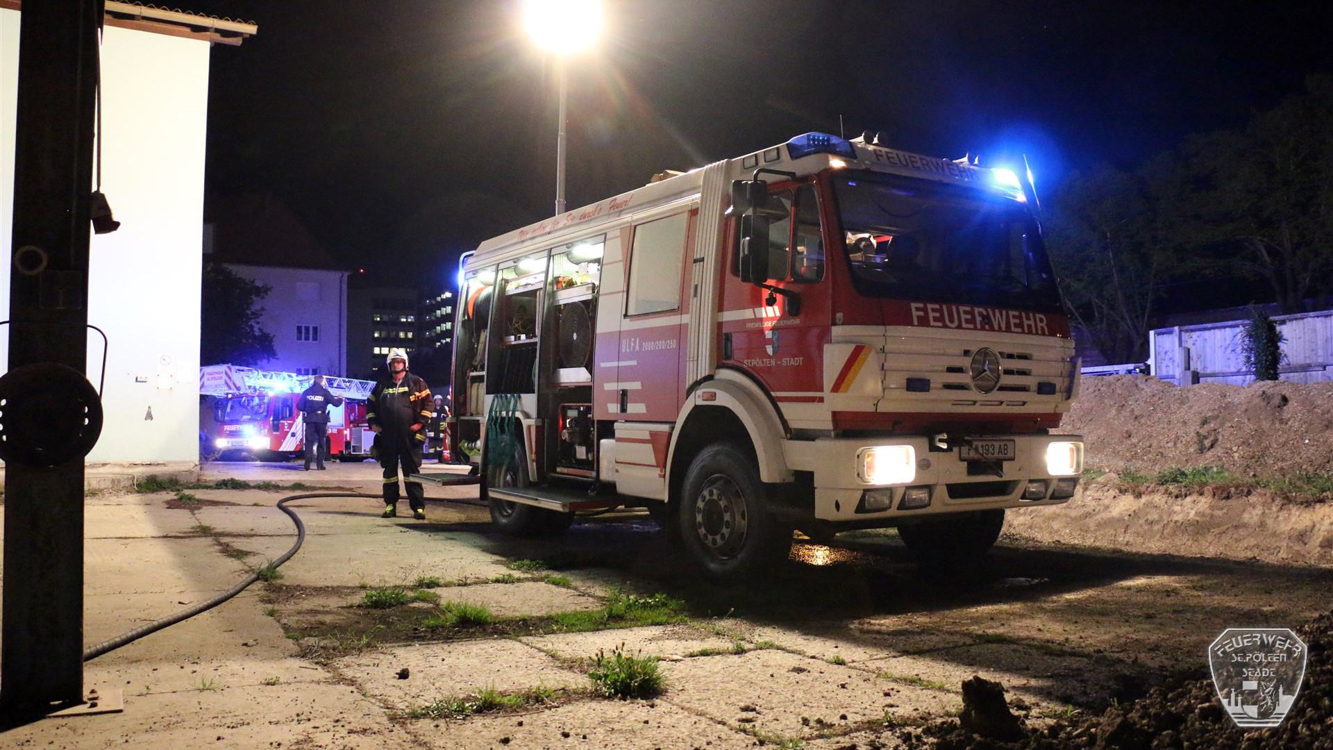 2016 04 22 Lagerbrand Kerensstr 10 2016 04 22 Lagerbrand Kerensstr 10