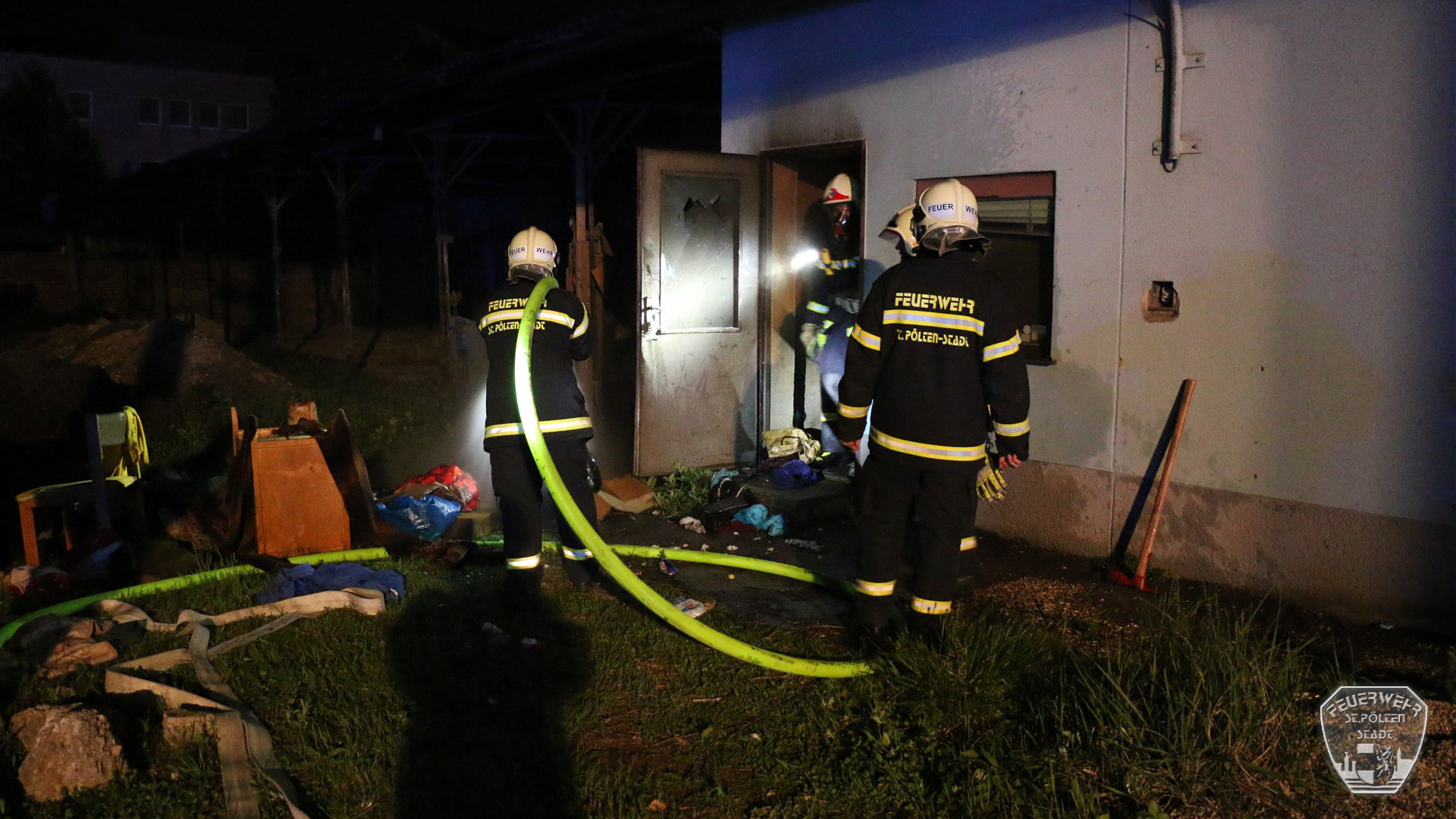 2016 04 22 Lagerbrand Kerensstr 3 2016 04 22 Lagerbrand Kerensstr 3