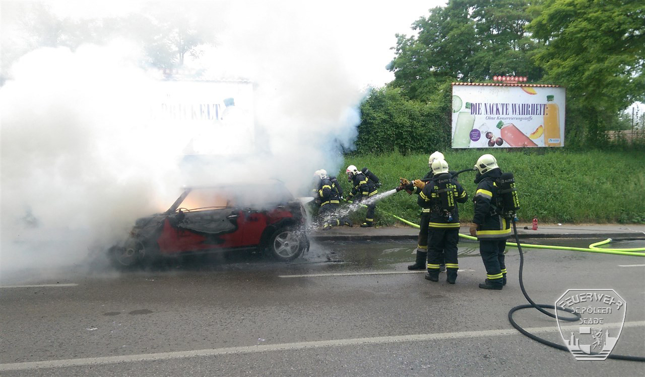 2016 06 09 Fahrzeugbrand 2 klein 2016 06 09 Fahrzeugbrand 2 klein