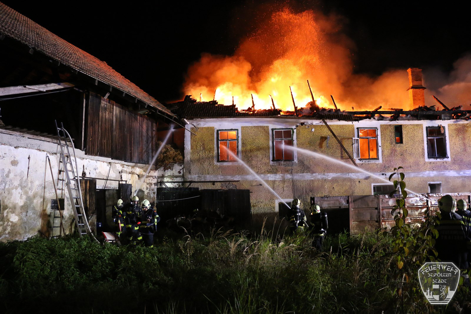 2016 10 30 Wohnhausbrand Wilhelmsburg  3  2016 10 30 Wohnhausbrand Wilhelmsburg  3
