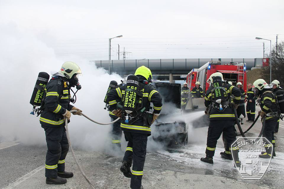 2017 02 26 Fahrzeugbrand  3  2017 02 26 Fahrzeugbrand  3