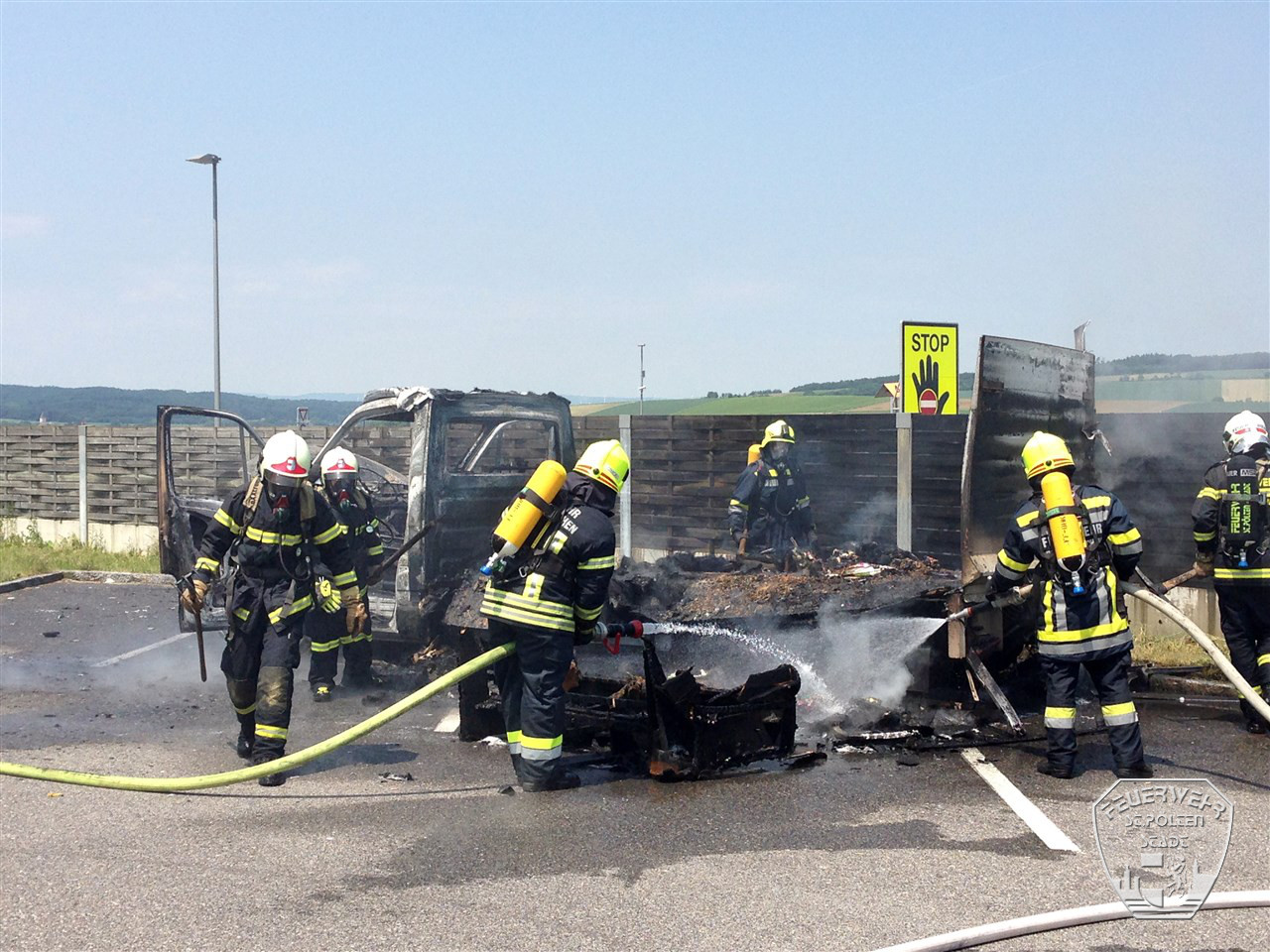 2017 06 02 Fahrzeugbrand A1 5 2017 06 02 Fahrzeugbrand A1 5