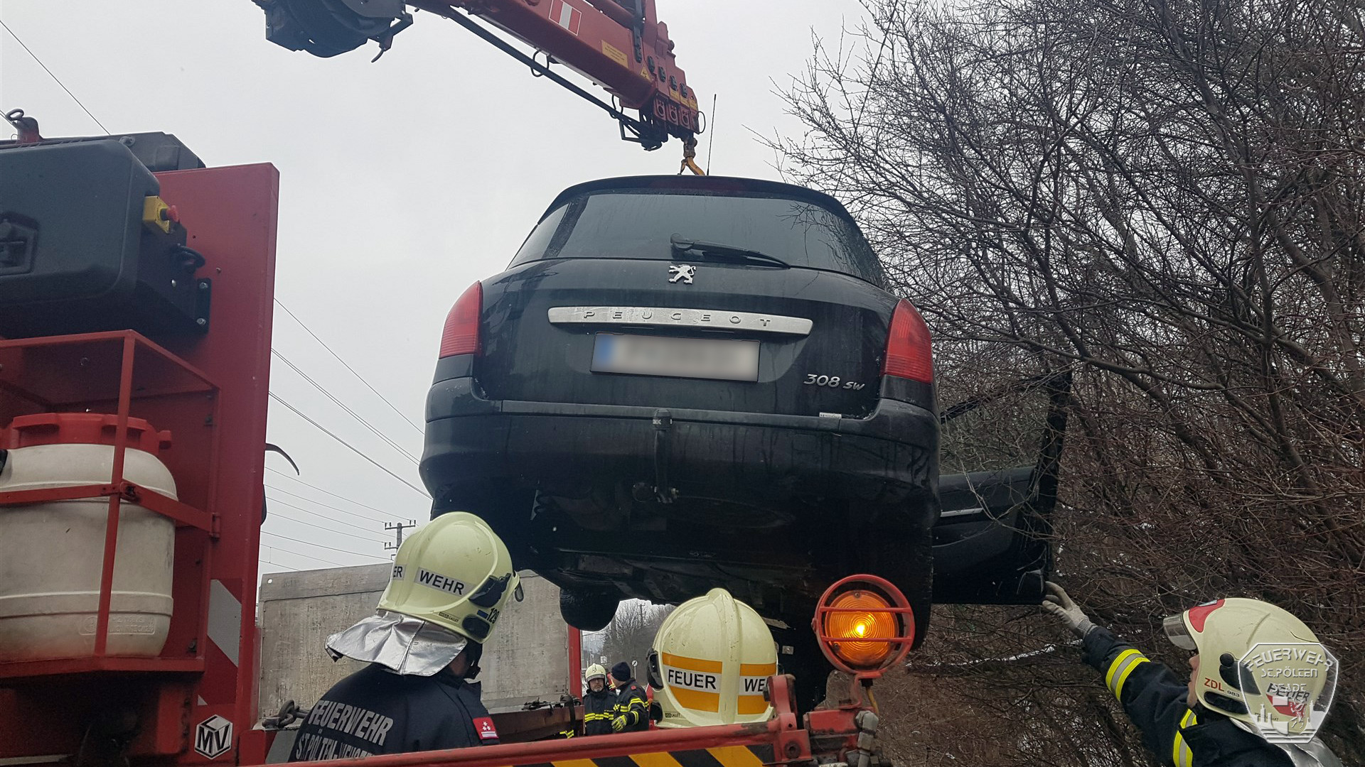 2018 03 20 VU Viehofen Person eingeklemmt 6 2018 03 20 VU Viehofen Person eingeklemmt 6