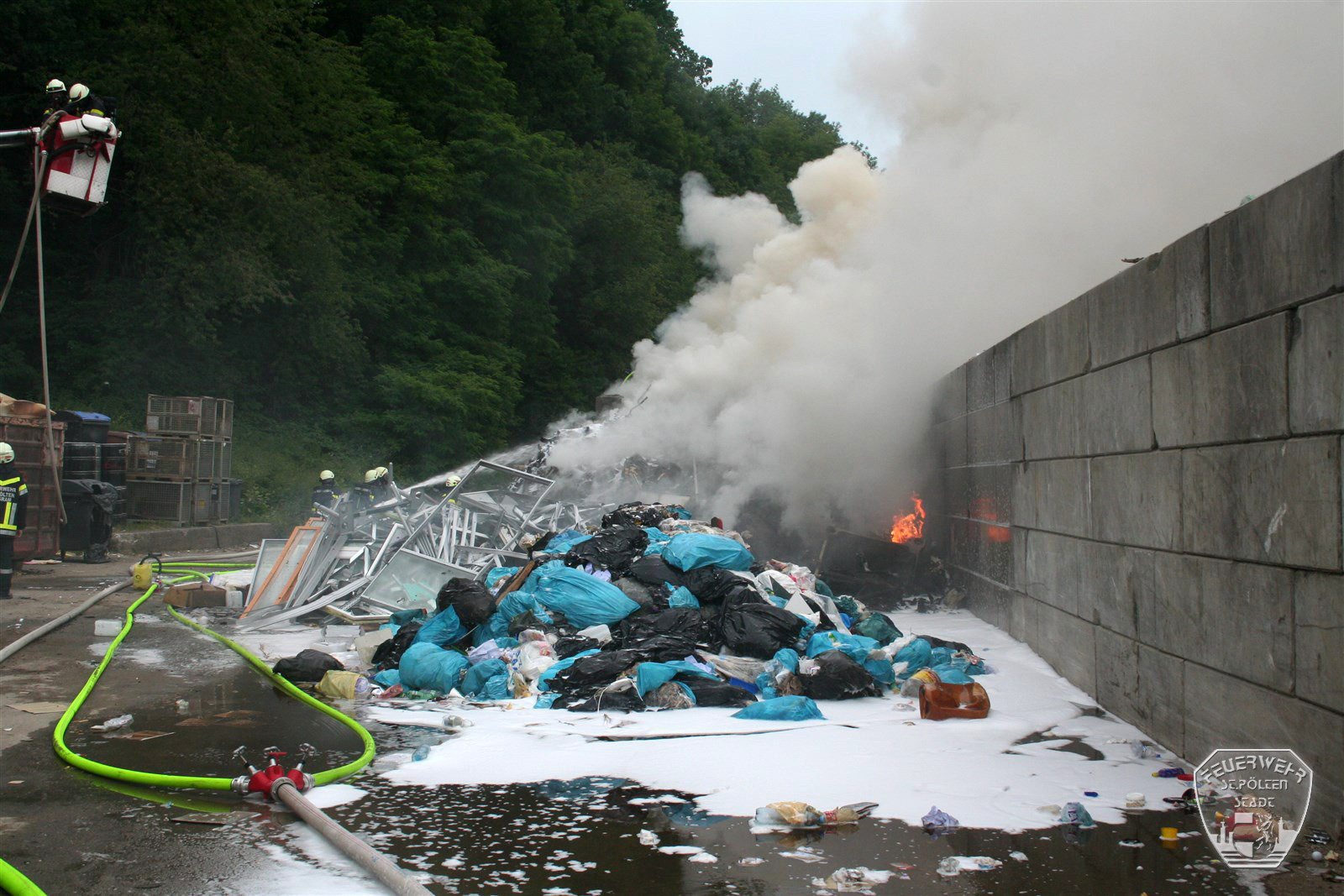 2018 06 10 Brand Muellentsorger 5 2018 06 10 Brand Muellentsorger 5